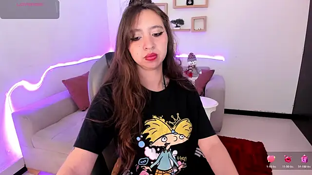 Scarlett  Cooper   online show from December 3, 2025, 12:36 pm