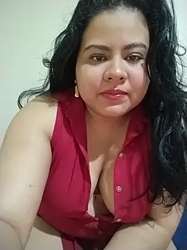 Snapshot of Tania_cruz_ chatting on July 12, 2026, 8:11 pm Tania cruz online show from July 12, 2026, 8:11 pm