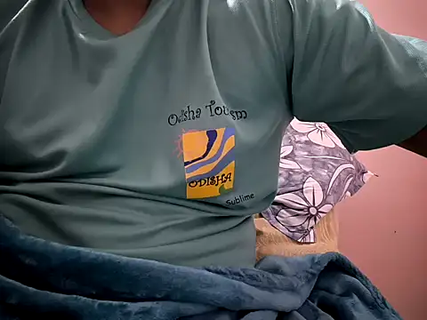 Snapshot of mallu_boy_23 chatting on October 7, 2025, 7:44 pm mallu boy 23 online show from October 7, 2025, 7:44 pm