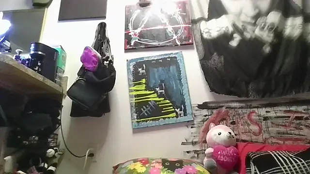 inkdhollow1 online show from March 23, 2026, 2:26 am