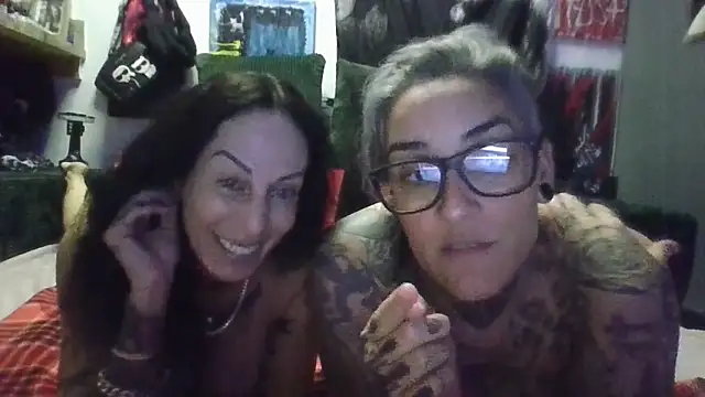 Snapshot of inkdhollow1 chatting on June 22, 2026, 3:25 am inkdhollow1 online show from June 22, 2026, 3:25 am