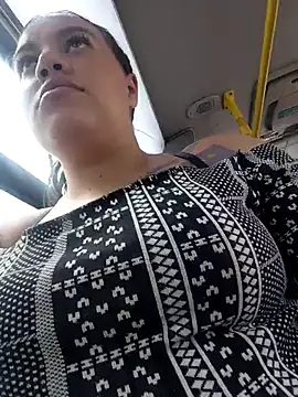 Snapshot of Meloddy__ chatting on October 25, 2025, 3:40 pm Meloddy   online show from October 25, 2025, 3:40 pm