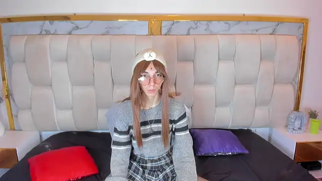 Scaarlett 22  online show from February 17, 2026, 5:59 am