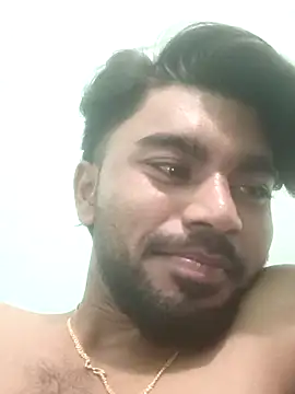 Snapshot of Hotraj24 chatting on May 18, 2026, 8:47 pm Hotraj24 online show from May 18, 2026, 8:47 pm