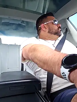 Roddog18 online show from February 6, 2026, 7:06 pm