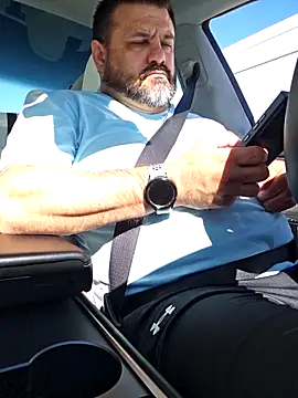 Roddog18 online show from February 18, 2026, 6:15 pm