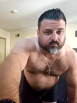 Snapshot of Roddog18 chatting on April 23, 2026, 10:12 pm Roddog18 online show from April 23, 2026, 10:12 pm