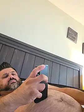 Snapshot of Roddog18 chatting on July 11, 2026, 2:42 pm Roddog18 online show from July 11, 2026, 2:42 pm