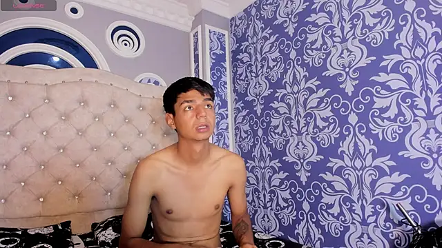 Snapshot of sexual_luxury_ chatting on October 14, 2025, 3:51 am sexual luxury  online show from October 14, 2025, 3:51 am