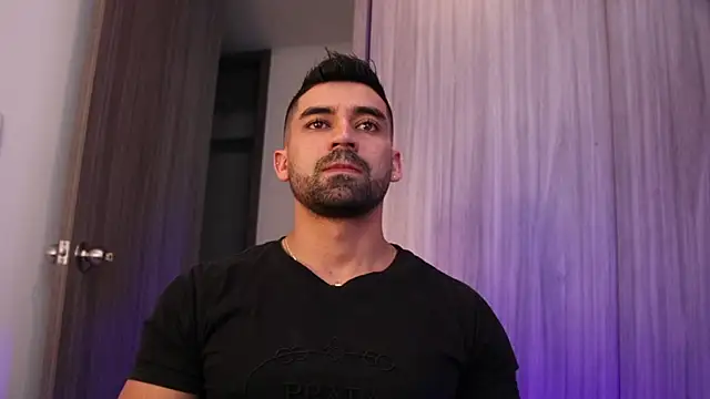 SOY MIKE online show from November 17, 2025, 11:32 pm