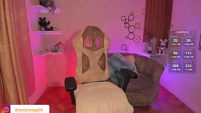 EvelynVega0 online show from November 15, 2025, 3:48 am