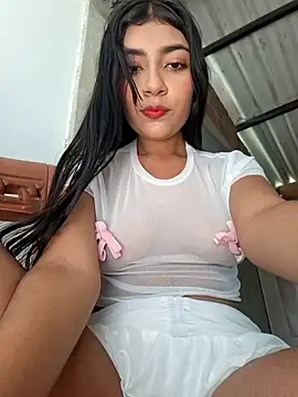 Snapshot of Sweed-virgin-pussy chatting on April 19, 2026, 6:43 pm Sweed-virgin-pussy online show from April 19, 2026, 6:43 pm