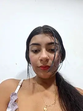 Snapshot of Sweed-virgin-pussy chatting on May 11, 2026, 12:27 am Sweed-virgin-pussy online show from May 11, 2026, 12:27 am