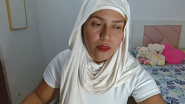 Nadia hasbun online show from October 11, 2025, 12:43 am