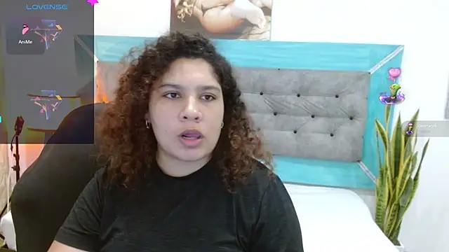 Snapshot of roxx_iie chatting on October 8, 2025, 2:42 am roxx iie online show from October 8, 2025, 2:42 am