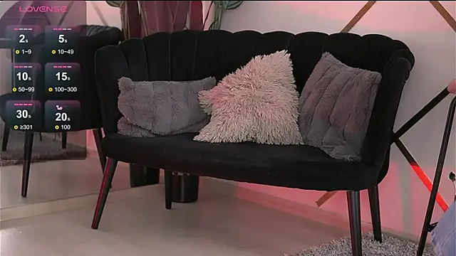 AuroraSins online show from October 30, 2025, 5:31 am