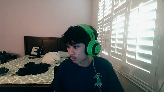 youngasianboy2007 online show from April 21, 2026, 10:12 pm