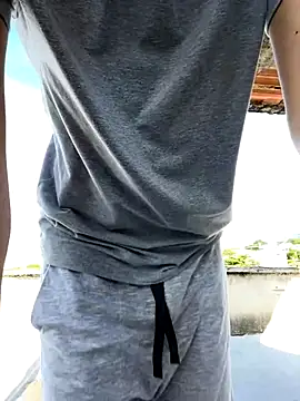 LiamMyst online show from November 14, 2025, 1:32 pm