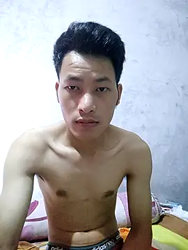 Uh-em95 online show from October 12, 2025, 12:53 am