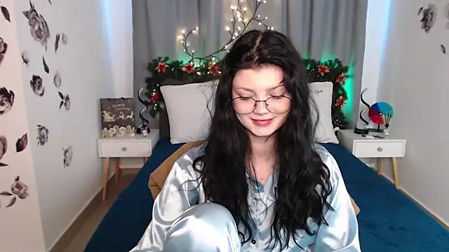 MileyRood online show from December 16, 2025, 11:54 pm