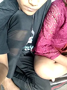 Unique girls90 online show from March 19, 2026, 12:20 pm