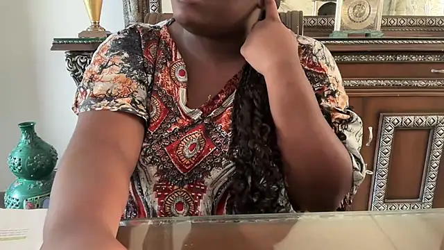 Snapshot of nanaisbackk chatting on December 5, 2025, 8:12 am nanaisbackk online show from December 5, 2025, 8:12 am