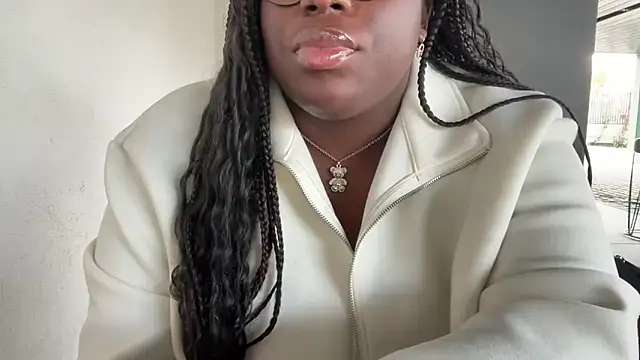 Snapshot of nanaisbackk chatting on December 18, 2025, 9:59 am nanaisbackk online show from December 18, 2025, 9:59 am