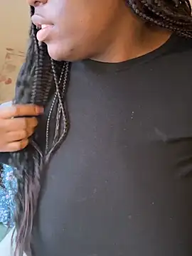 Snapshot of nanaisbackk chatting on January 18, 2026, 1:48 pm nanaisbackk online show from January 18, 2026, 1:48 pm