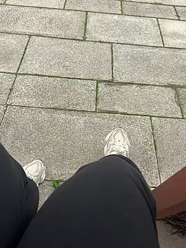 Snapshot of nanaisbackk chatting on February 16, 2026, 2:35 pm nanaisbackk online show from February 16, 2026, 2:35 pm