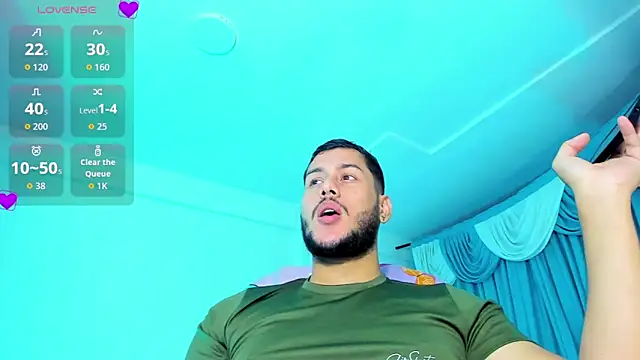 Snapshot of Hot_Latino_boy_ chatting on October 23, 2025, 4:01 am Hot Latino boy  online show from October 23, 2025, 4:01 am