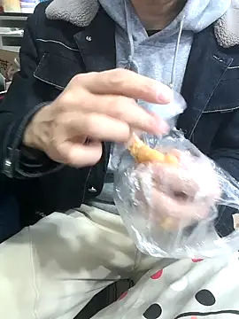 chougegg0214 online show from January 8, 2026, 1:30 am