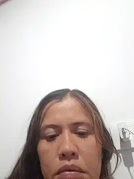 Snapshot of amarlys15 chatting on November 8, 2025, 9:13 pm amarlys15 online show from November 8, 2025, 9:13 pm