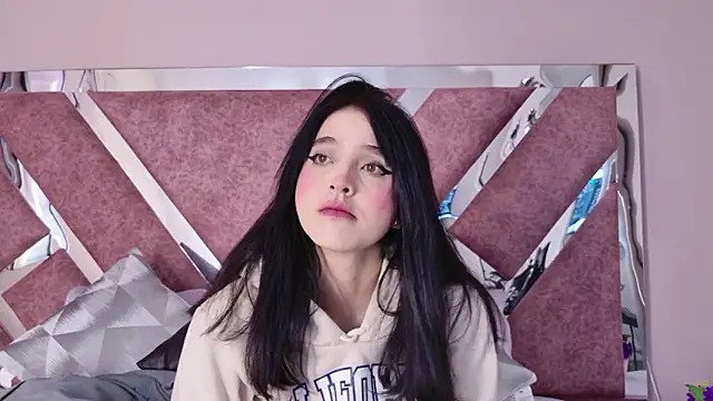 MeganR  online show from March 25, 2026, 11:16 am