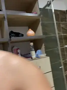 AnnaSwift  online show from April 4, 2026, 2:54 am