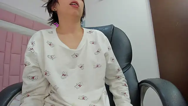 Klaret Toy online show from October 14, 2025, 8:15 am