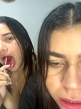 Snapshot of sindyy_01 chatting on October 9, 2025, 6:55 am sindyy 01 online show from October 9, 2025, 6:55 am