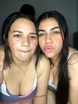 Snapshot of sindyy_01 chatting on October 16, 2025, 4:13 am sindyy 01 online show from October 16, 2025, 4:13 am