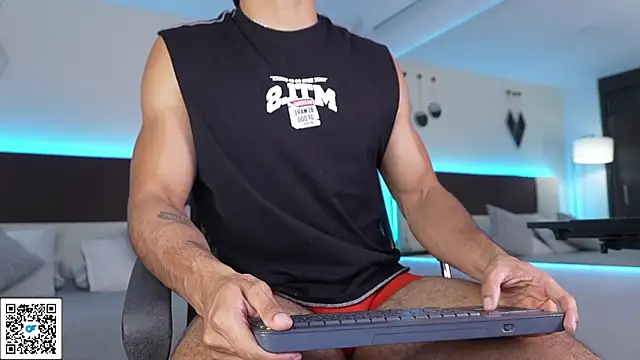 DanteeStone online show from April 16, 2026, 9:39 pm