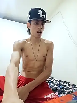 Snapshot of mazo18 chatting on April 8, 2026, 11:27 pm mazo18 online show from April 8, 2026, 11:27 pm