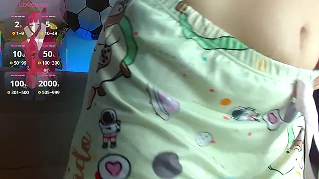 JuliethaFox online show from July 9, 2026, 5:06 pm
