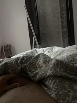 Arabxlyoung online show from April 16, 2026, 11:29 pm