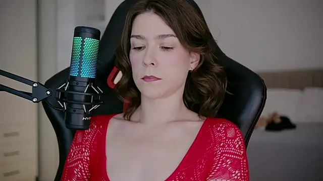 WowHelloAlice online show from February 21, 2026, 8:59 am