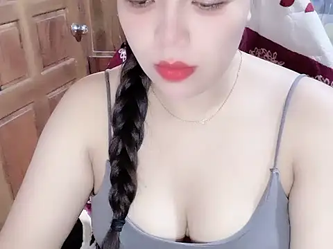 Subita nice online show from May 7, 2026, 1:44 am