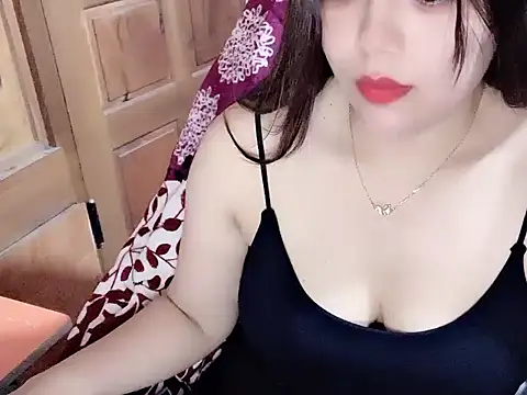 Subita nice online show from May 18, 2026, 5:13 am