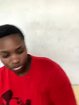 Snapshot of hny2030 chatting on October 1, 2025, 10:32 am hny2030 online show from October 1, 2025, 10:32 am