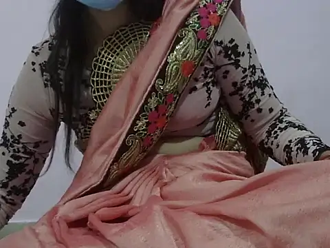 Laila Cute online show from January 6, 2026, 1:37 pm