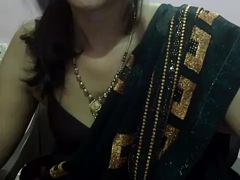 Snapshot of Laila_Cute chatting on May 31, 2026, 4:47 pm Laila Cute online show from May 31, 2026, 4:47 pm
