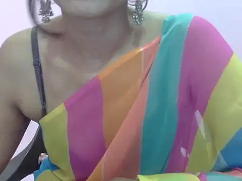 Snapshot of Laila_Cute chatting on June 11, 2026, 3:48 am Laila Cute online show from June 11, 2026, 3:48 am