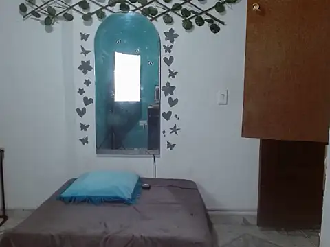 Ebony luna online show from March 23, 2026, 5:28 pm