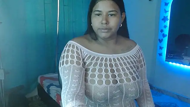 Ebony luna online show from May 19, 2026, 12:55 pm